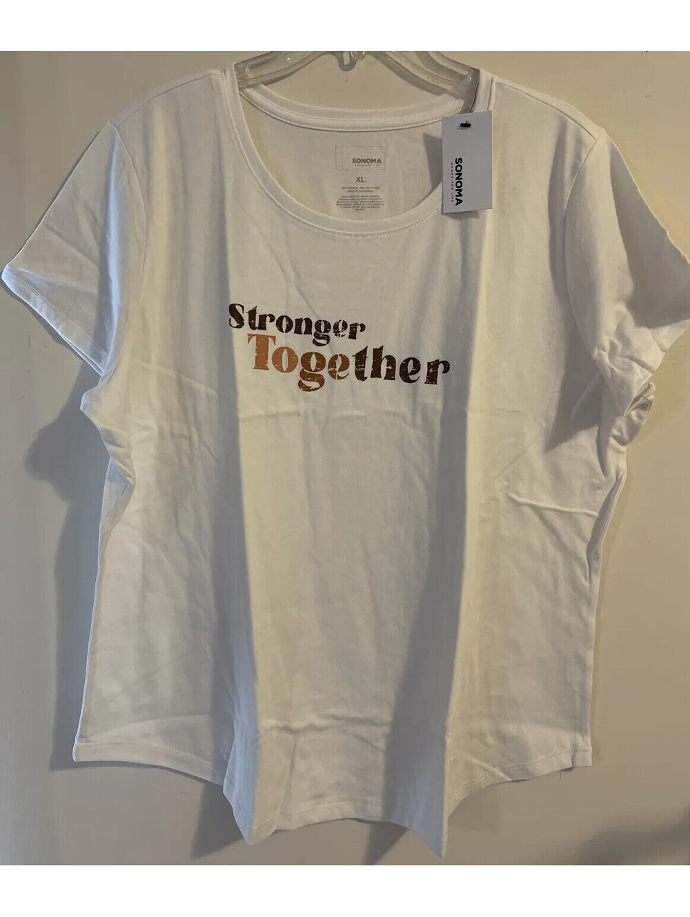 Sonoma Womens 2XL White Short-Sleeved “Stronger Together” Tshirt NWT! A7353